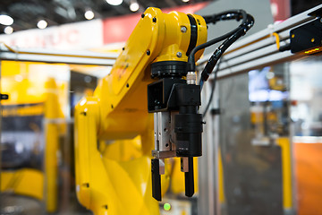 Image showing Robot arm in a factory