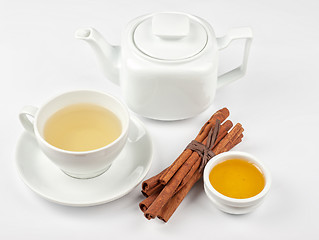 Image showing berries  tea