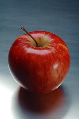 Image showing red apple