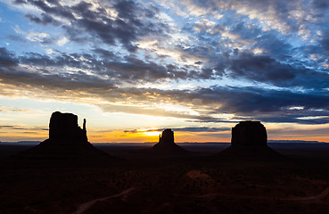 Image showing Monument Valley Sunrise