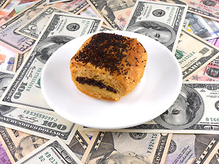 Image showing sweet cake on money background