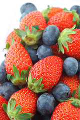 Image showing Strawberries and Blueberries mix