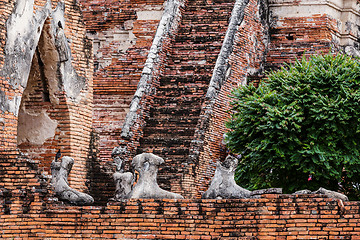 Image showing Broken buddha at Ayuttaya, Thailand