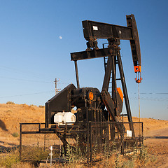 Image showing Oil pump in Nevada desert