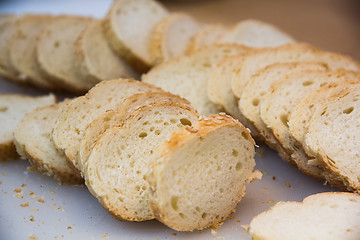 Image showing Sliced peaces of French baguette