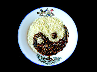 Image showing the tao symbol of yin and yang made of rice