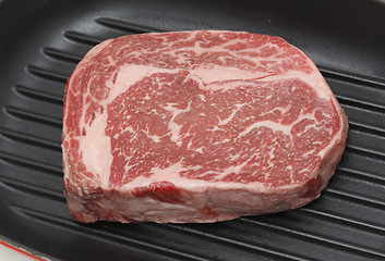 Image showing Wagwu steak in grill pan