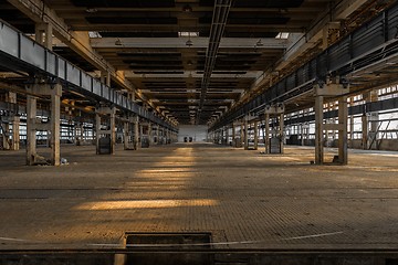 Image showing Large industrial hall of a repair station