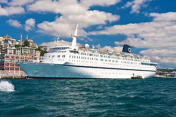 Image showing Cruise Ship in Istanbul