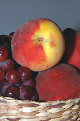 Image showing grapes and peaches