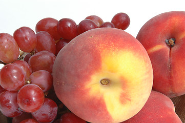 Image showing grapes and peaches