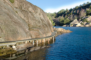 Image showing   walk after the mountain