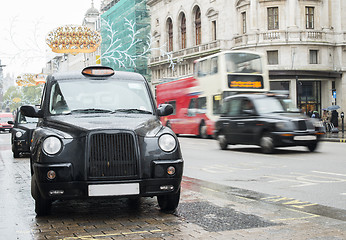 Image showing Taxi in London 