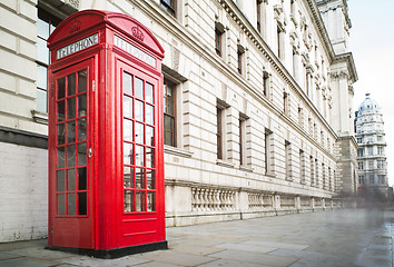 Image showing Phone cabine in London