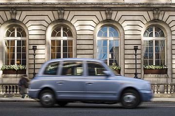 Image showing Taxi in motion in London