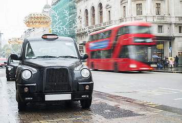 Image showing Taxi in London 