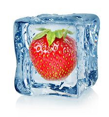 Image showing Ice cube and strawberry