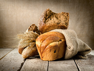 Image showing Bread in assortment and wheat