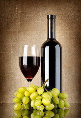 Image showing Dry red wine