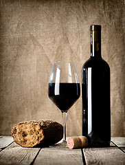 Image showing Wine and cork