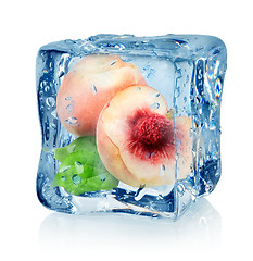 Image showing Ice cube and peach