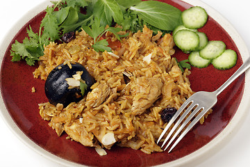 Image showing Chicken kabsa dinner from above