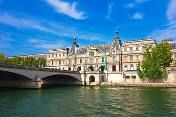 Image showing Louvre museum