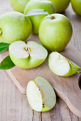 Image showing fresh green sliced apples