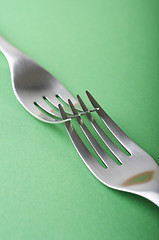 Image showing two forks crossed