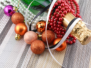 Image showing Wine (champagne) and Pearls, christmas balls set