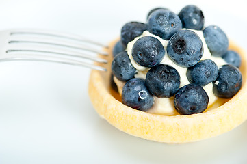 Image showing blueberry cream cupcake