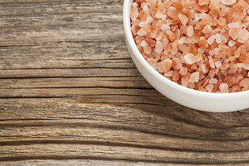 Image showing Himalayan salt bowl