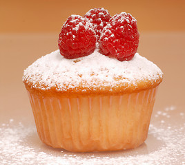Image showing Cupcake with raspberries