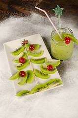 Image showing Kiwi Christmas tree