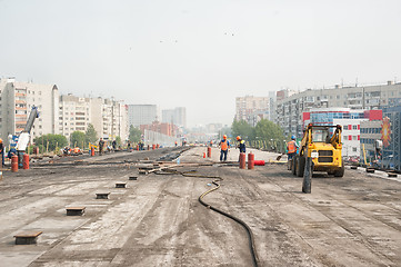 Image showing Construction of outcome between city roads