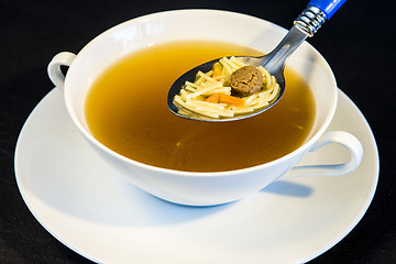 Image showing noddle soup with beef balls