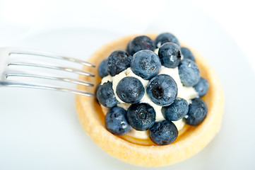 Image showing blueberry cream cupcake