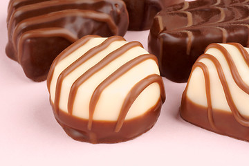 Image showing Mixed chocolate pralines close-up