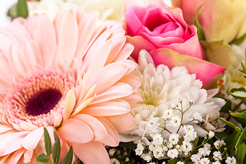 Image showing Bouquet of fresh pink and white flowers