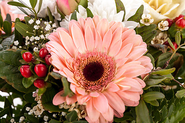 Image showing Bouquet of fresh pink and white flowers