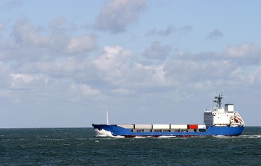 Image showing countainer ship-small