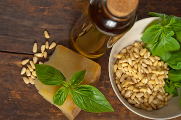 Image showing Italian basil pesto ingredients