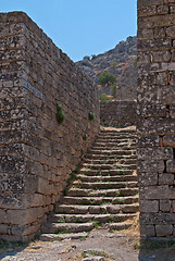 Image showing Steps between the walls.