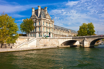 Image showing Louvre museum