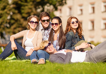 Image showing group of students or teenagers hanging out