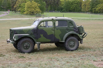 Image showing military car