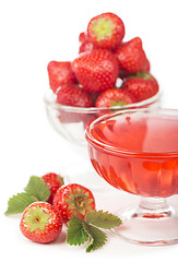 Image showing bowl with strawberries and jelly