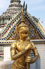 Image showing Gold statue