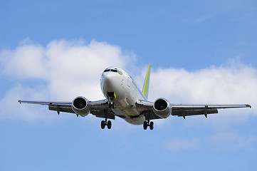Image showing Jet plane going to land