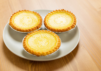 Image showing Egg tart on plate